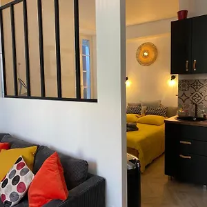 Apartment Le Coeur De Loulou En Luberon, Lourmarin