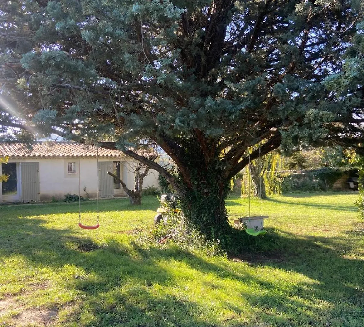 Le Moulin De L'Aire Apartment Lourmarin Homestay